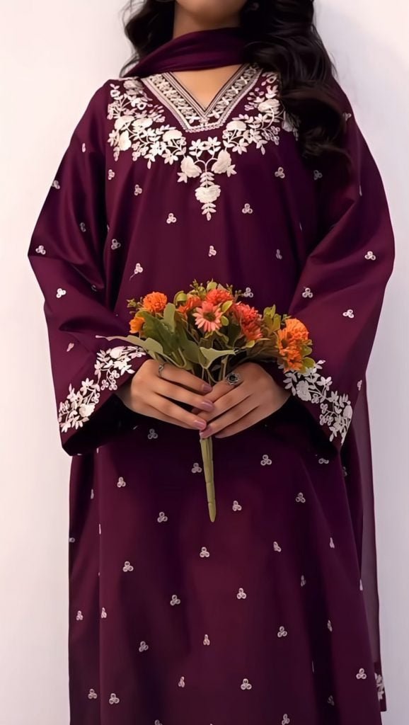 Plum Elegance - AyvaAN-3PL-3010-S